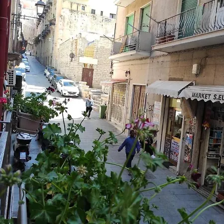 Yaki Domo Bed & Breakfast Cagliari